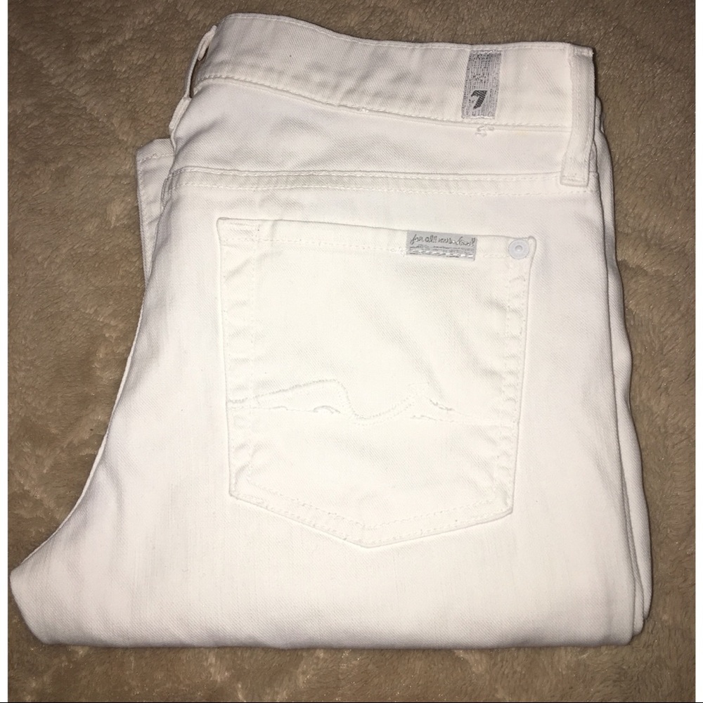 7 for all mankind white flareleg jeans size 28